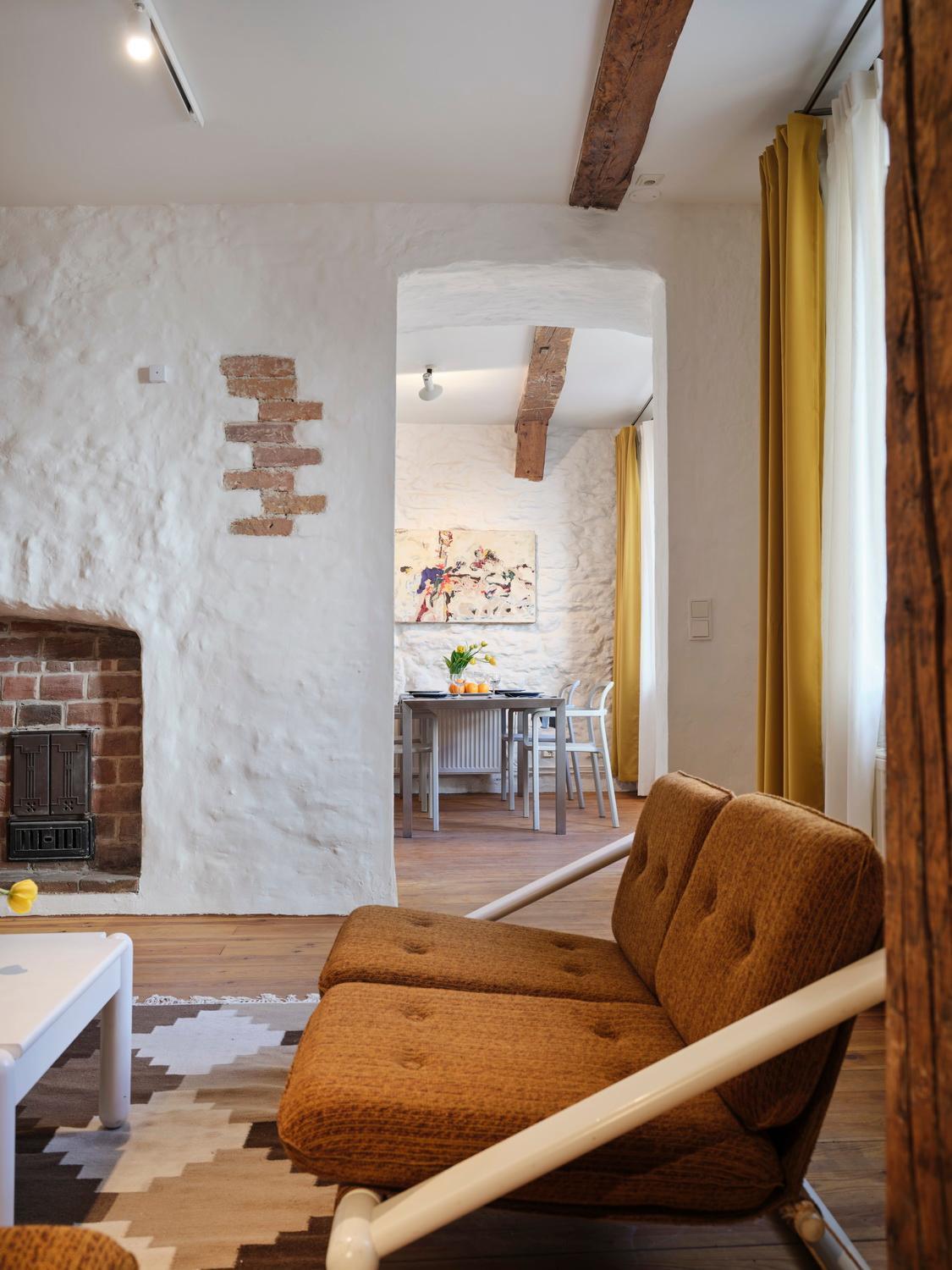 Historic Apartment With Private Garden In Old Town Tallinn Exterior photo